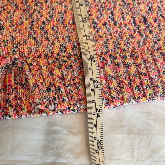 Beautiful Spring Color Women’s Sweater - Size L, Cotton Blend - Picture 5 of 6